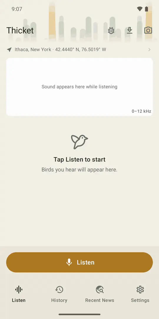 Thicket listening: the spectrogram scrolls and Black-capped Chickadee, then House Finch, appear in the list with their photos and how sure the app is of each.